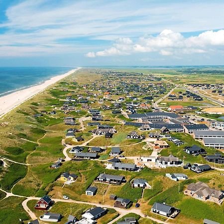 6 Person Holiday Home On A Holiday Park In Ringk Bing Ringkøbing Zewnętrze zdjęcie