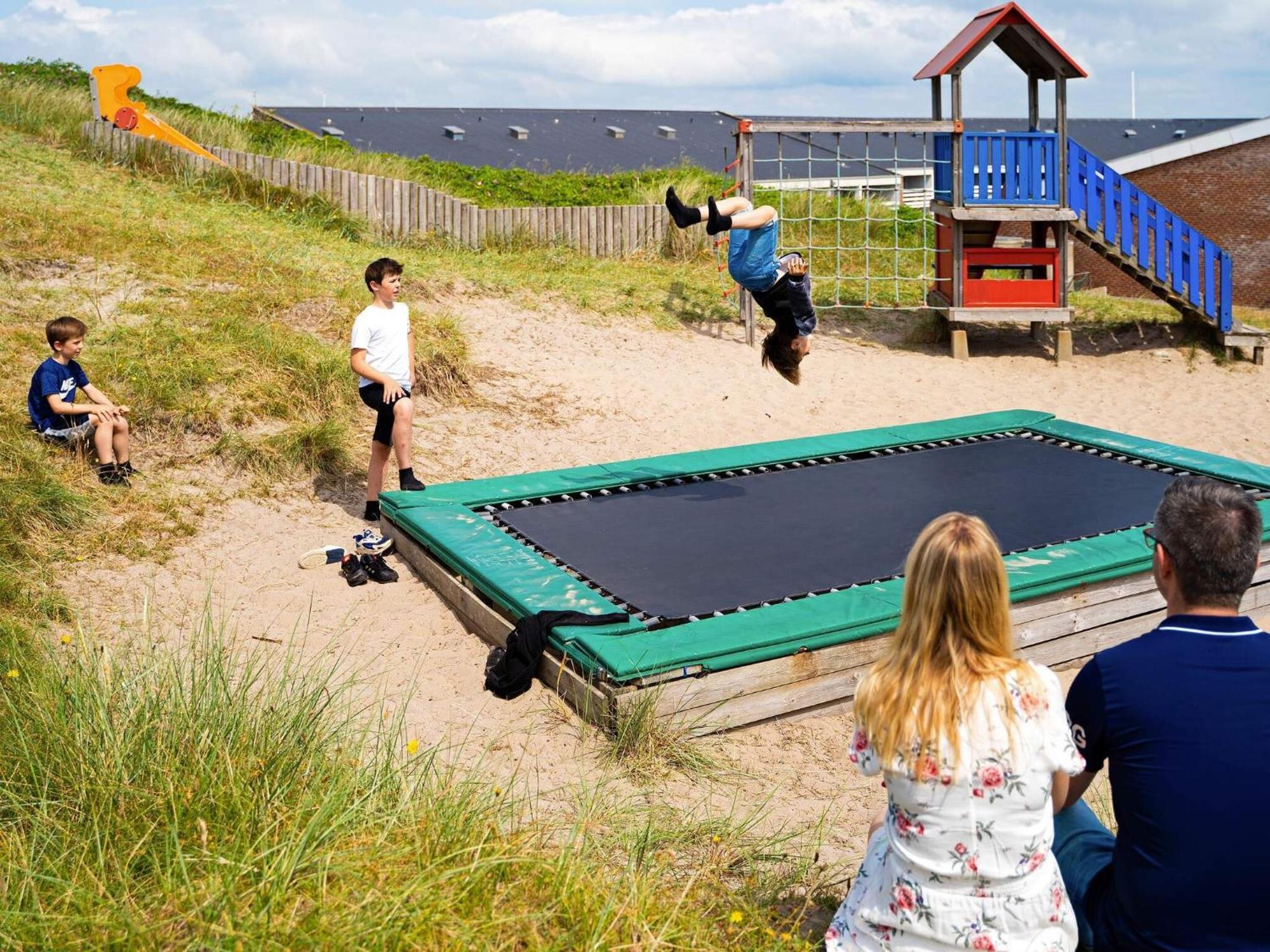 6 Person Holiday Home On A Holiday Park In Ringk Bing Ringkøbing Zewnętrze zdjęcie