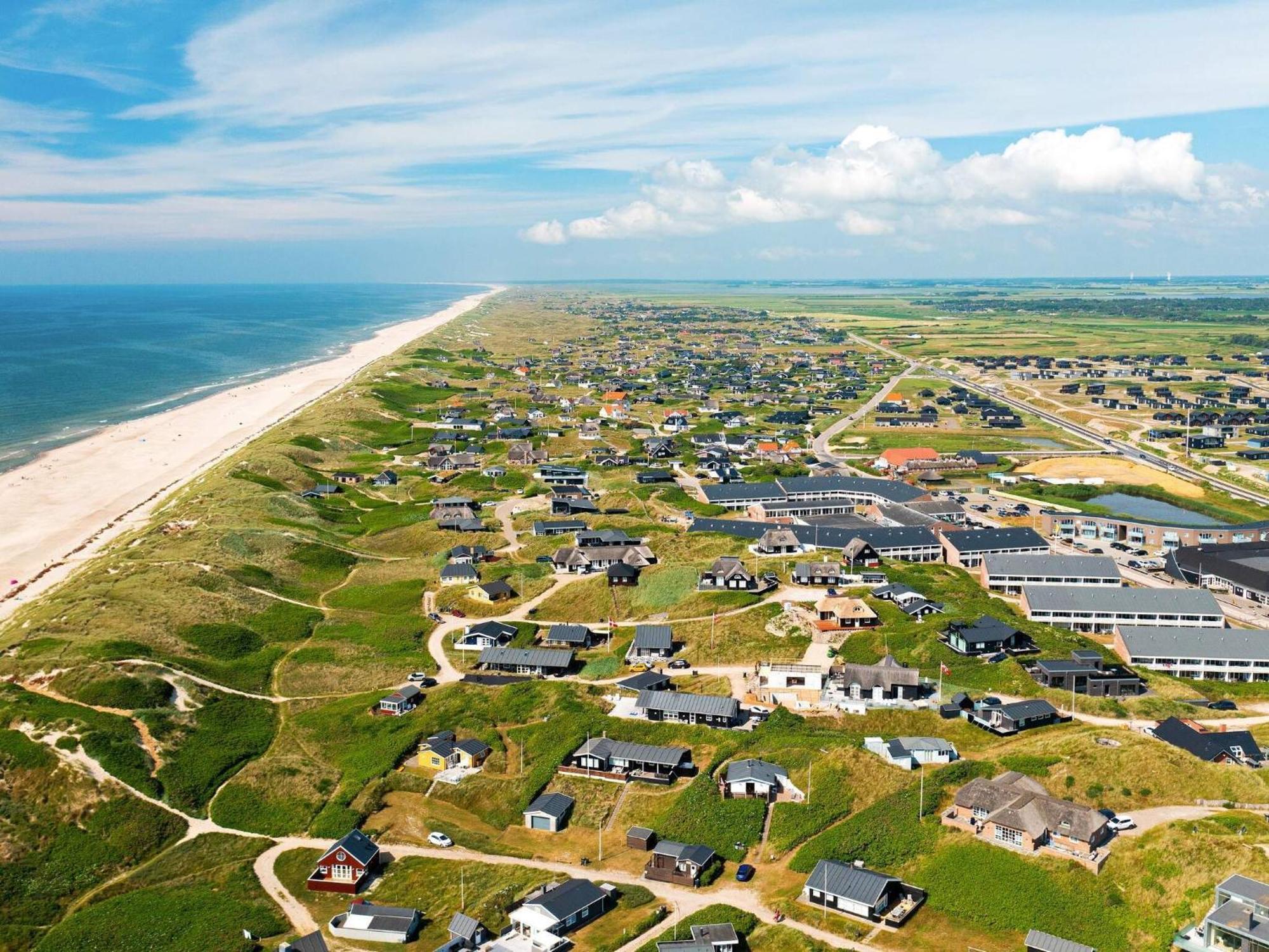 6 Person Holiday Home On A Holiday Park In Ringk Bing Ringkøbing Zewnętrze zdjęcie